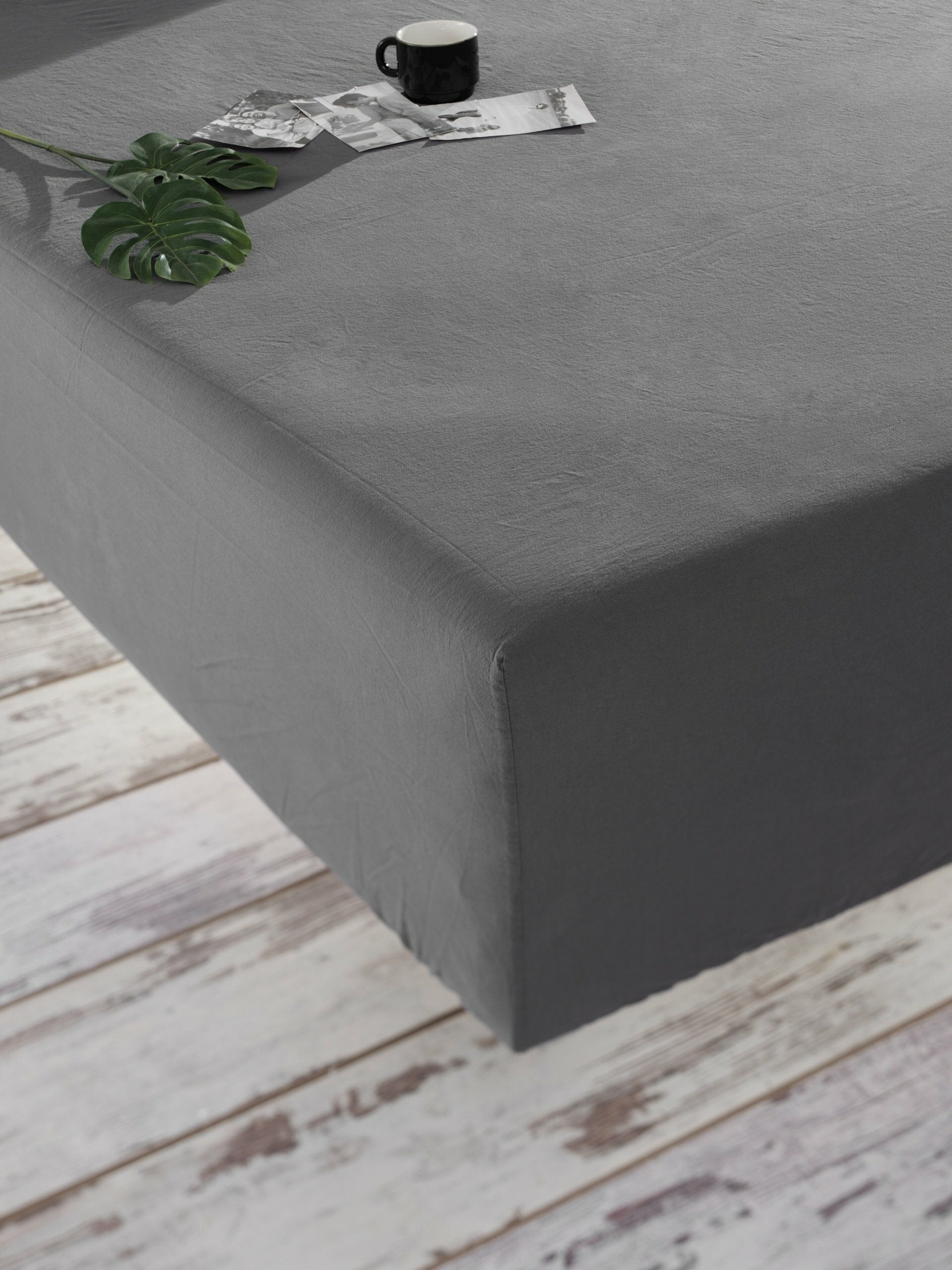 Fitted Sheet, Castle Rock