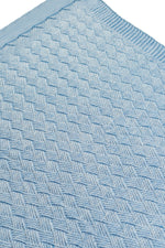 Blue Throw Blanket, Doros